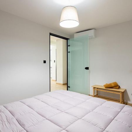 Bright 2Bdr Apartment Downtown Exarcheia! Athens Luaran gambar